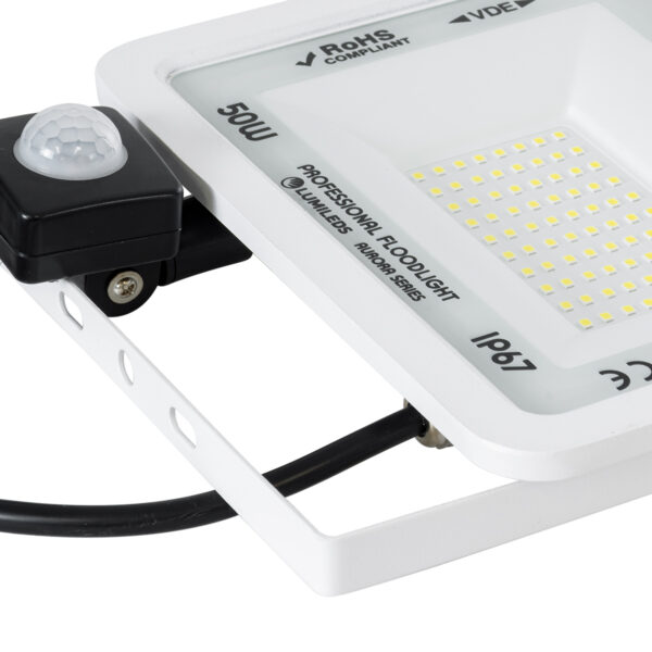 GloboStar® AURORA 61442 Επαγγελματικός Προβολέας LED 50W 6250lm 120° AC 220-240V με Ενσωματωμένο Ρυθμιζόμενο Αισθητήρα Κίνησης PIR - Αδιάβροχος IP67 - Μ21 x Π5 x Υ21cm - Λευκό - Ψυχρό Λευκό 6000K - LUMILEDS Chips - TÜV Rheinland Certified - 3 Years Warranty - Image 6