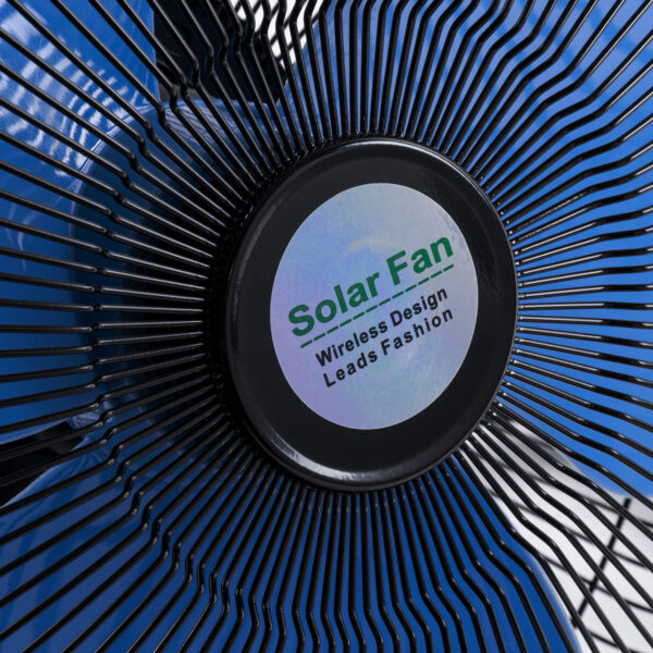 GloboStar® SOLARO-FAN 85351 Solar Fan Αυτόνομος Ηλιακός Επιδαπέδιος Ανεμιστήρας 25W 2 Λειτουργιών Ρεύματος με AC 220-240V ή με Φωτοβολταϊκό Panel 9V 12W & Επαναφορτιζόμενη Μπαταρία Li-ion 7.4V 4400mAh - 12 Ταχύτητες - Ενσωματωμένο USB 2.0 Charger Συσκευών - IP20 - Μ42 x Π20 x Υ35cm - Μαύρο & Μπλε - 2 Years Warranty - Image 5