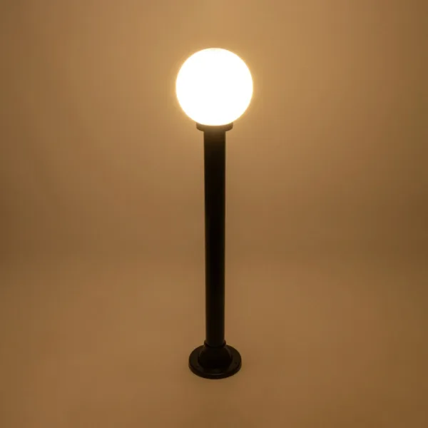 GLOBOSTAR® AGROS 61596 Φωτιστικό Κολωνάκι Κήπου με Ντουί 1 x E27 AC 220-240V Αδιάβροχο IP65 - Λευκό & Μάυρο - Μ20 x Π20 x Υ100cm - Image 2
