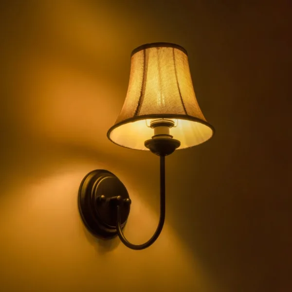 GloboStar® SHELLY 01299 Vintage Επιτοίχιο Φωτιστικό Απλίκα Μονόφωτο 1 x E27 IP20 Μαύρο Μέταλλο με Μπεζ Ύφασμα - Μ13 x Π18 x Υ34cm - Image 2