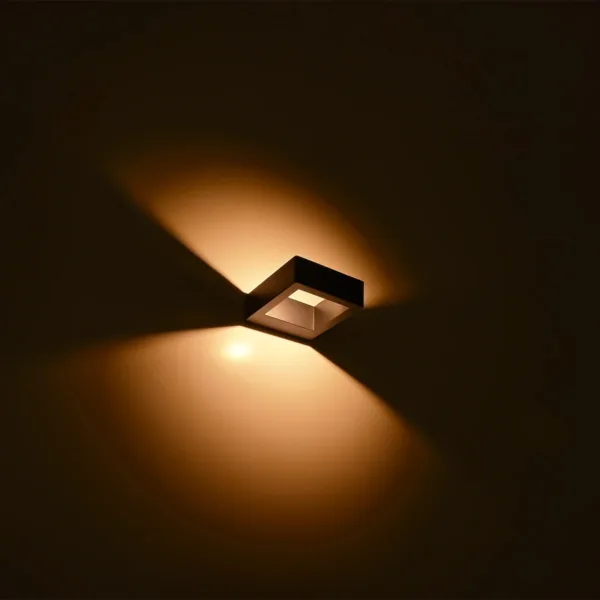 kelvo® AURA KLV-101-0116 Μοντέρνο Φωτιστικό Τοίχου - Απλίκα LED 7W 875lm 45° AC 220-240V Αδιάβροχο IP65 Θερμό Λευκό 2700K - Bridgelux COB Chip & TÜV SÜD Driver - Μαύρο Ματ - Μ15 x Π12.5 x Υ4.5cm - 5 Χρόνια Εγγύηση - Image 10