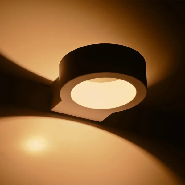 kelvo® AURA KLV-101-0115 Μοντέρνο Φωτιστικό Τοίχου - Απλίκα LED 7W 875lm 45° AC 220-240V Αδιάβροχο IP65 Θερμό Λευκό 2700K - Bridgelux COB Chip & TÜV SÜD Driver - Λευκό Ματ - Μ15 x Π13 x Υ4.5cm - 5 Χρόνια Εγγύηση - Image 10