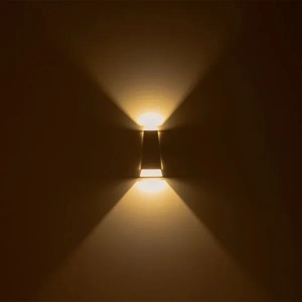 kelvo® FLUX KLV-101-0121 Μοντέρνο Φωτιστικό Τοίχου - Απλίκα LED 6W 750lm 30° AC 220-240V Αδιάβροχο IP65 Θερμό Λευκό 2700K - Bridgelux COB Chip & TÜV SÜD Driver - Λευκό Ματ - Μ5 x Π8.5 x Υ17cm - 5 Χρόνια Εγγύηση - Image 9