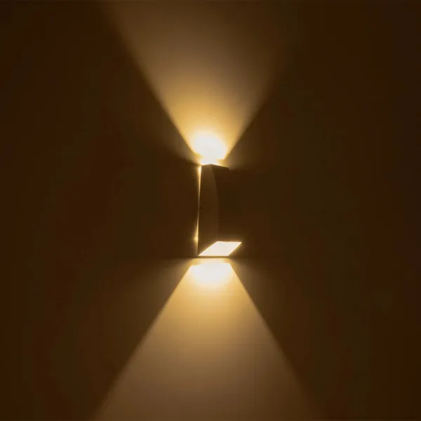 kelvo® FLUX KLV-101-0121 Μοντέρνο Φωτιστικό Τοίχου - Απλίκα LED 6W 750lm 30° AC 220-240V Αδιάβροχο IP65 Θερμό Λευκό 2700K - Bridgelux COB Chip & TÜV SÜD Driver - Λευκό Ματ - Μ5 x Π8.5 x Υ17cm - 5 Χρόνια Εγγύηση - Image 10