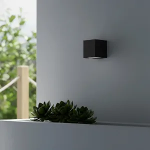 kelvo® BURANO KLV-101-0018 Φωτιστικό Τοίχου / Απλίκα για Λάμπα MR16 με Ντουί GU10 AC 220-240V Αδιάβροχο IP65 - Μαύρο Ματ - Μ8 x Π8 x Υ7cm