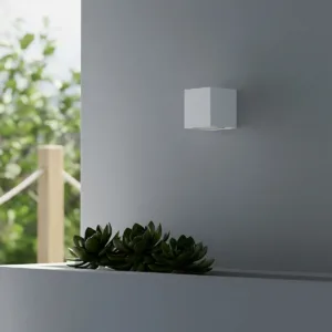 kelvo® BURANO KLV-101-0020 Φωτιστικό Τοίχου / Απλίκα για Λάμπα MR16 με Ντουί GU10 AC 220-240V Αδιάβροχο IP65 - Λευκό Ματ - Μ8 x Π8 x Υ7cm