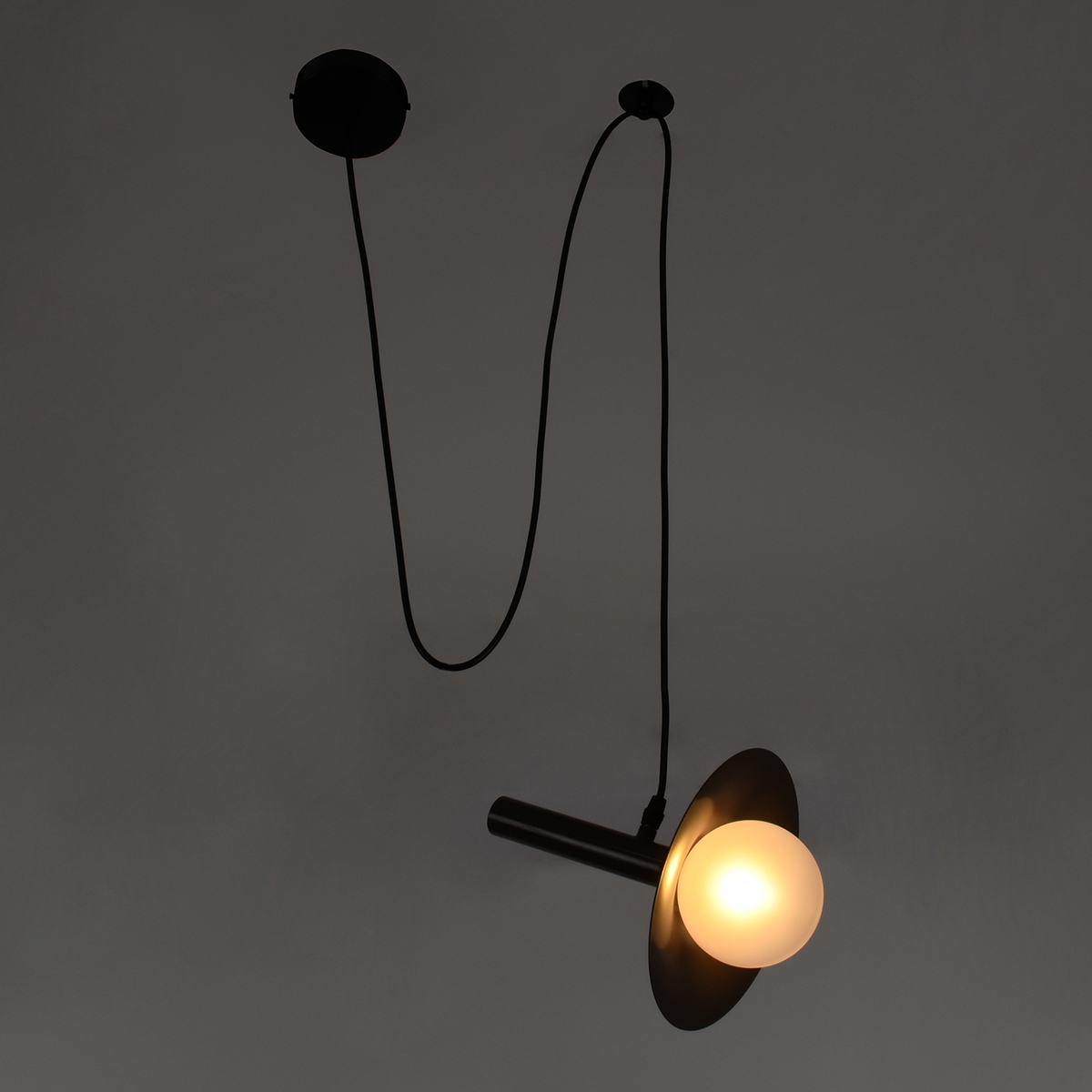 GloboStar® CELEST 00791 Μοντέρνο Κρεμαστό Φωτιστικό Ανάρτηση Μονόφωτο 1 x G9 Καφέ Μέταλλο με Λευκό Γυαλί - Μ20 x Π20 x Υ26.5cm - Image 2