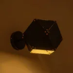 GloboStar® WELLES 00794 Μοντέρνο Επιτοίχιο Φωτιστικό Απλίκα Μονόφωτο 1 x E27 IP20 Μαύρο & Χρυσό Μέταλλο - Μ17 x Π28 x Υ17cm - Image 3