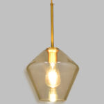 GloboStar® AMARIS 00869 Μοντέρνο Κρεμαστό Φωτιστικό Ανάρτηση Μονόφωτο 1 x E27 IP20 Μελί Γυαλί με Χρυσό Μέταλλο - Μ22 x Π22 x Y22cm