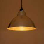 GloboStar® LOUVE 01178 Vintage Κρεμαστό Φωτιστικό Καμπάνα Μονόφωτο 1 x E27 IP20 Ασημί & Μαύρο Μέταλλο - Μ40 x Π40 x Y30cm - Image 2