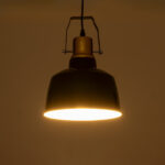 GloboStar® DEVOTA 01235 Vintage Κρεμαστό Φωτιστικό Καμπάνα Μονόφωτο 1 x E27 IP20 Μαύρο & Χρυσό Μέταλλο - Μ22 x Π22 x Υ30cm - Image 2