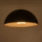 GloboStar® SERENIA 01270 Μοντέρνο Κρεμαστό Φωτιστικό Καμπάνα Μονόφωτο 1 x E27 IP20 Μαύρο Μέταλλο με Λευκό Γύψο - Μ60 x Π60 x Υ30cm - Image 2