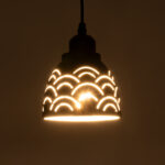 GloboStar® COOLIE 01482 Μοντέρνο Κρεμαστό Φωτιστικό Μονόφωτο Καμπάνα 1 x E27 IP20 Μαύρο & Ασημί Μέταλλο - Μ12.5 x Π12.5 x Υ11.5cm - Image 2