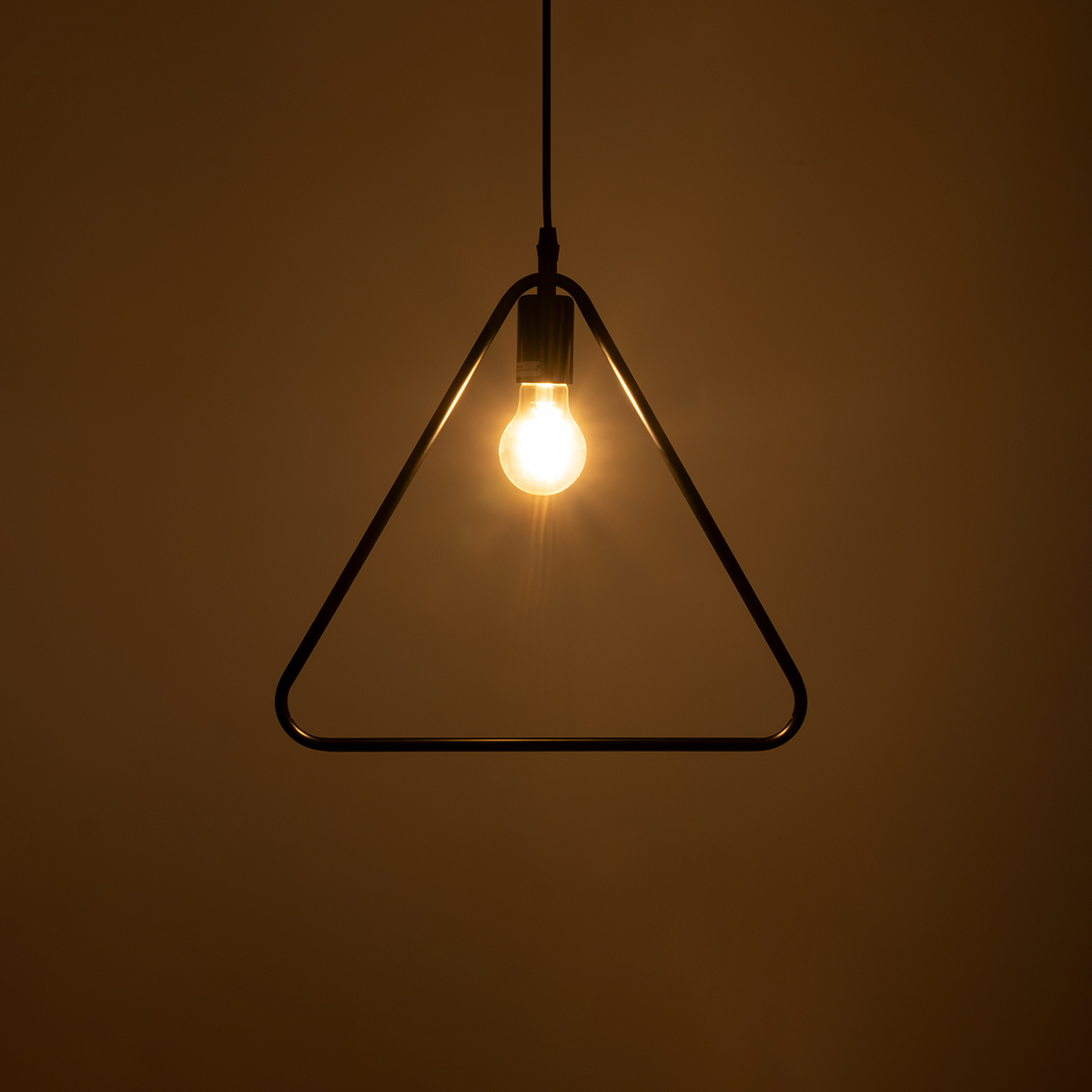 GloboStar® DELTA 01580 Μοντέρνο Κρεμαστό Φωτιστικό Ανάρτηση Μονόφωτο 1 x E27 IP20 Μαύρο Μέταλλο - Μ37 x Π4 x Υ33cm - Image 2