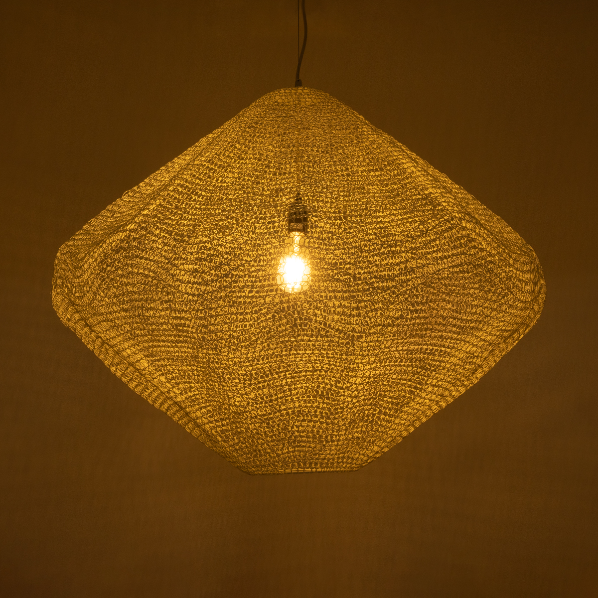 GloboStar® KENTUCKY 01868 Vintage Κρεμαστό Φωτιστικό Πλέγμα Μονόφωτο 1 x E27 IP20 Μπεζ Μέταλλο - Μ90 x Π90 x Υ70cm - Image 2