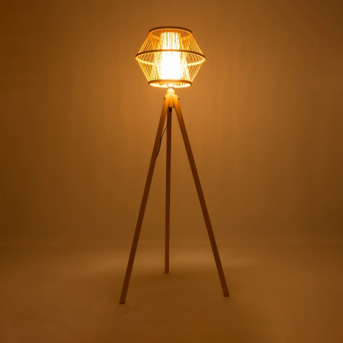 GloboStar® POPPY 01985 Boho Επιδαπέδιο Φωτιστικό Μονόφωτο 1 x E27 IP20 Μπεζ Ξύλο - Μ58 x Π58 x Υ151cm - Image 2