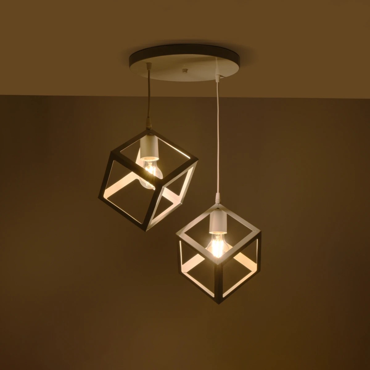 GloboStar® DISE 201-0053 Μοντέρνο Κρεμαστό Φωτιστικό Κύβος Δίφωτο 2 x E27 IP20 Λευκό Μέταλλο - Μ30 x Π30 x Υ70cm - Image 2