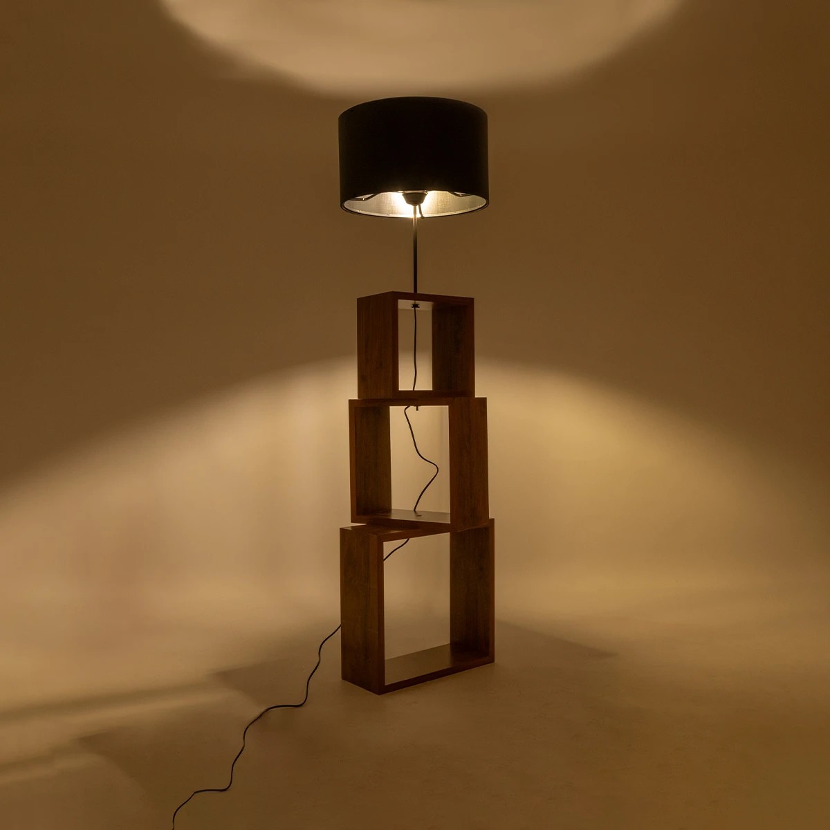 GloboStar® LUMO 201-0072 Μοντέρνο Επιδαπέδιο Φωτιστικό Μονόφωτο 1 x E27 IP20 Καρυδί Ξύλο με Μαύρο Ύφασμα - Μ37 x Π37 x Υ155cm - Image 2