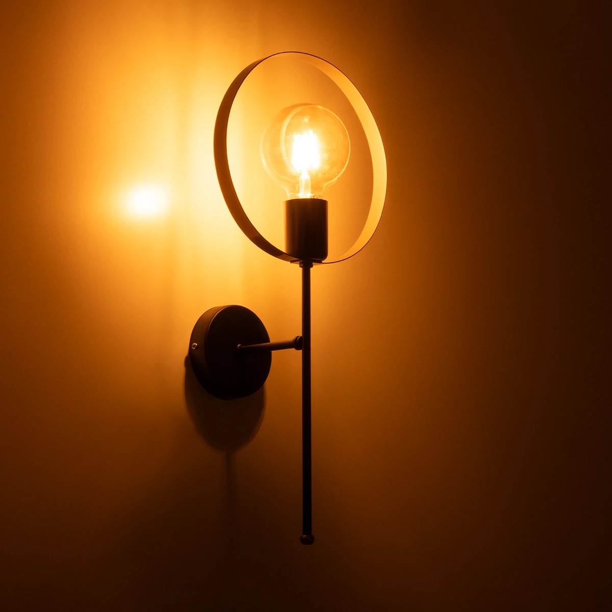 GLOBOSTAR® SOPA 201-0120 Μοντέρνο Φωτιστικό Τοίχου - Απλίκα με Ντουί 1 x E27 AC 220-240V IP20 - Μαύρο - Μ23 x Π15 x Υ51cm - Image 2