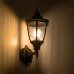 GloboStar® ENGLAND 202-0011 Vintage Επιτοίχιο Φωτιστικό Φαναράκι Μονόφωτο 1 x E27 IP44 Μαύρο Πλαστικό - Μ20 x Π20 x Υ30cm - Image 2