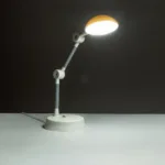 GloboStar® 202-0062 Μοντέρνο Επιτραπέζιο Φωτιστικό LED 6W 540lm 120° AC220-240V IP20 Ψυχρό Λευκό 6000K Λευκό Πλαστικό - Μ20 x Π14.5 xΥ33cm  - 2 Χρόνια Εγγύηση - Image 2