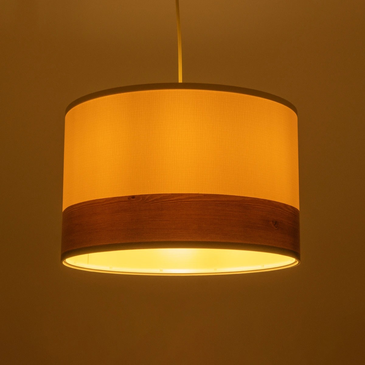 GloboStar® ZYKLUS 203-0103 Μοντέρνο Κρεμαστό Φωτιστικό Καπέλο Μονόφωτο 1 x E27 IP20 Λευκό Ύφασμα με Καρυδί Ξύλο - Μ36 x Π36 x Υ25cm - Image 2