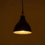 GloboStar® RADE 203-0124 Μοντέρνο Κρεμαστό Φωτιστικό Καμπάνα Μονόφωτο 1 x E27 IP20 Μαύρο με Χρυσό Πλαστικό - Μ17.5 x Π17.5 x Υ56cm - Image 2