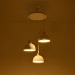 GloboStar® ΗUT 203-0148 Vintage Κρεμαστό Φωτιστικό Καμπάνα Τρίφωτο 3 x E27 IP20 Λευκό με Χρυσό Πλαστικό - Μ40 x Π40 x Υ76cm - Image 2