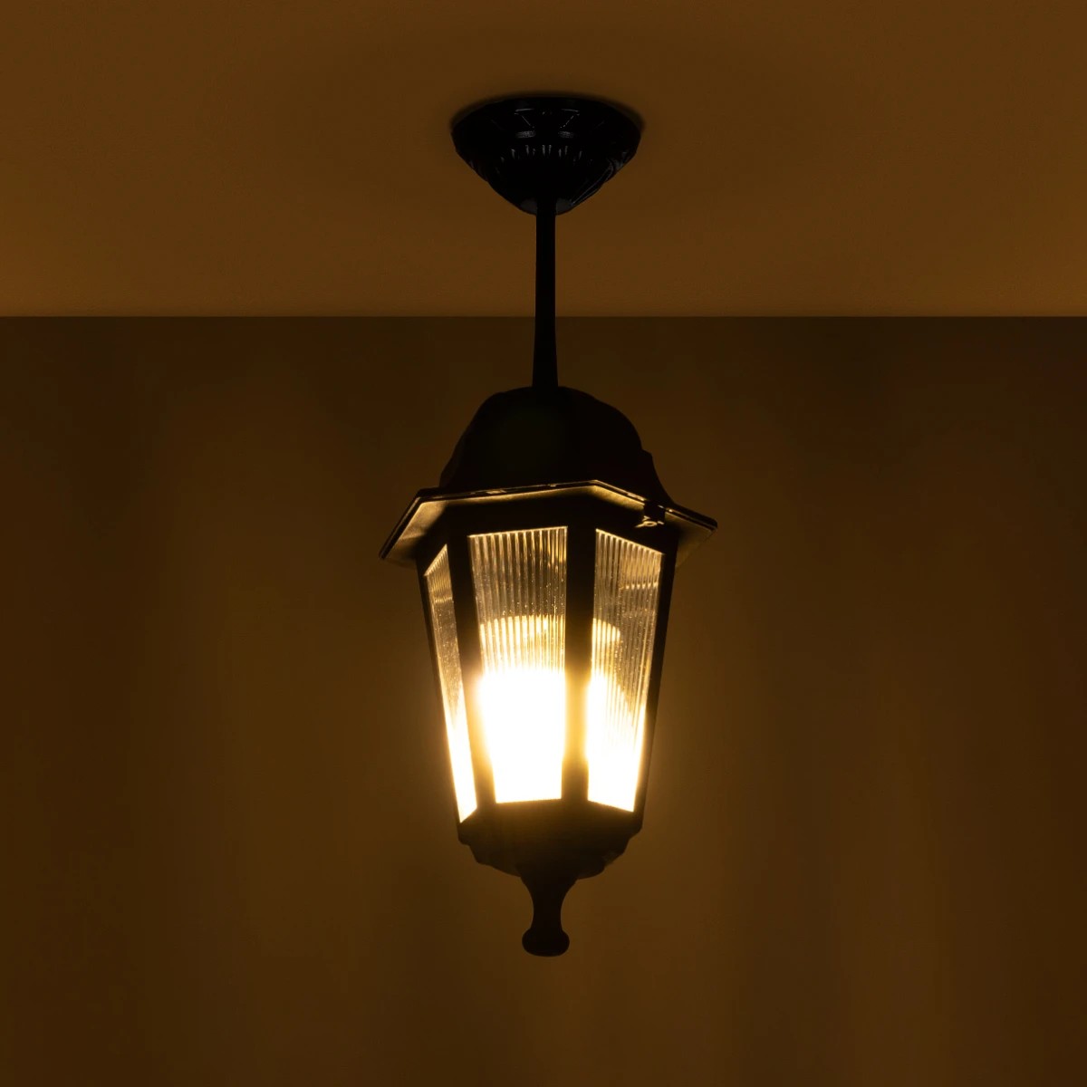 GloboStar® VITRO 203-0189 Vintage Κρεμαστό Φωτιστικό Φαναράκι Μονόφωτο 1 x E27 IP44 Μαύρο Πλαστικό Σώμα - Μ16 x Π16 x Υ48cm - Image 2