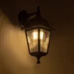 GloboStar® SOLME 203-0211 Vintage Επιτοίχιο Φωτιστικό Φαναράκι Μονόφωτο 1 x E27 IP44 Μαύρο Πλαστικό Σώμα - Μ19 x Π15 x Υ35cm - Image 2