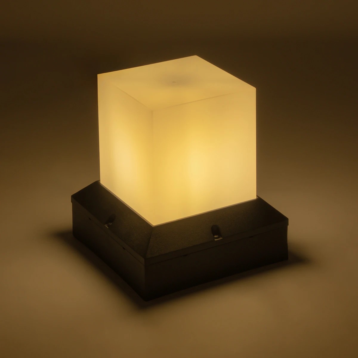 GloboStar® CUBIX 203-0245 Μοντέρνο Επιδαπέδιο Φωτιστικό Μονόφωτο 1 x E27 IP44 Μαύρο Πλαστικό Σώμα - Μ22.5 x Π22.5 x Υ25cm - Image 2