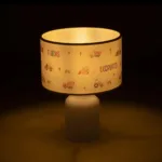 GloboStar® EXCAVATOR 204-0027 Παιδικό Eπιτραπέζιο Φωτιστικό Φιγούρα Μονόφωτο 1 x E27 IP20 Λευκό Ύφασμα - Μ24 x Π24 x Υ32cm - Image 2