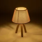 GloboStar® CAP 204-0070 Μοντέρνο Eπιτραπέζιο Φωτιστικό Μονόφωτο 1 x E27 IP20 Καρυδί Ξύλο με Ροζ Ύφασμα - Μ22 x Π22 x Υ33cm - Image 2