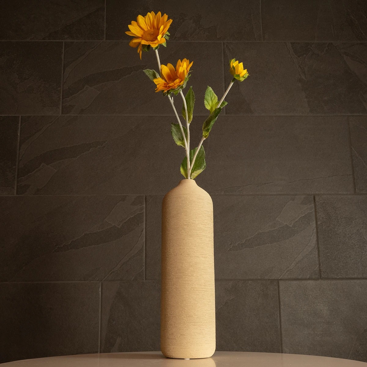 GloboStar® Artificial Garden VELENCIA 21246 Διακοσμητικό Κεραμικό Βάζo Μπεζ Π10 x Μ10 x Υ33 cm - Image 6