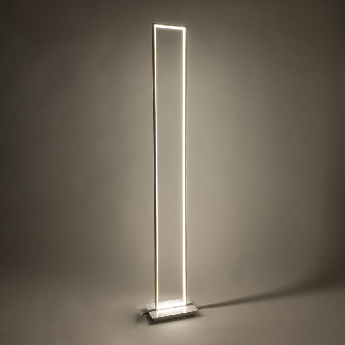 GloboStar® CORNELIE 60464 Επιδαπέδιο Φωτιστικό LED CCT 24W 2640lm 200° AC 220-240V - Εναλλαγή Φωτισμού μέσω Διακόπτη On/Off All In One Ψυχρό 6000k+Φυσικό 4500k+Θερμό 2700k Μ26 x Π16 x Υ153cm - Λευκό - 3 Χρόνια Εγγύηση - Image 8