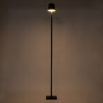 GloboStar® NEGA 60477 Μοντέρνο Επιδαπέδιο Φωτιστικό LED 2.2W 154lm 360° DC 5V Επαναφορτιζόμενο με Μπαταρία Li-ion 4000mAh - Διακόπτη Αφής - Θερμό Λευκό 2700K - Dimmable - D10 x H135cm - Μαύρο - 2 Years Warranty - Image 3