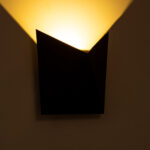 GloboStar® STEALTH 60519 Φωτιστικό Τοίχου - Απλίκα Αρχιτεκτονικού Φωτισμού Εσωτερικού/Εξωτερικού Χώρου Up or Down LED 10W 1000lm 60° AC220-240V Αδιάβροχο IP65 - Σώμα Αλουμινίου & Tempered Glass - Μ17 x Π7.5 x Υ17cm - Θερμό Λευκό 2700K - Γκρι Ανθρακί - Bridgelux Chip - 5 Years Warranty - Image 7