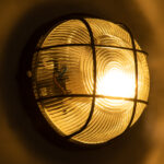 GloboStar® BOATLIGHT 61586 Vintage Industrial Φωτιστικό Τοίχου - Απλίκα - Καραβοχελώνα Εξωτερικού Χώρου Μονόφωτο 1 x E27 AC220-240V Αδιάβροχο IP65 - Σώμα Αλουμινίου & Tempered Glass - Φ17.5 x Υ9cm - Μαύρο - Στρόγγυλο - 5 Years Warranty - Image 9