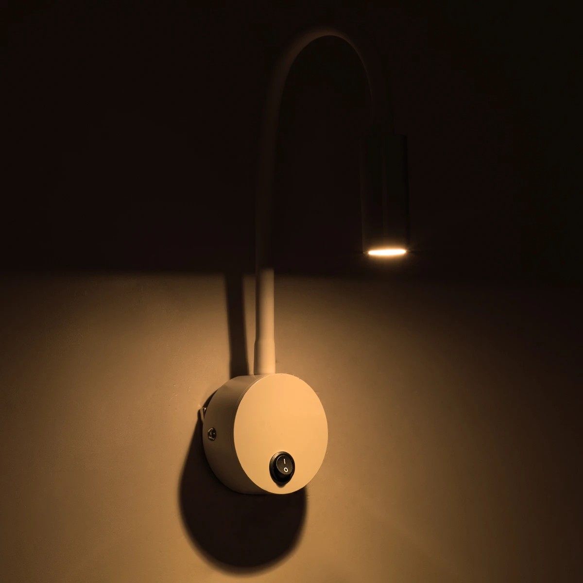 GLOBOSTAR® GOOSE 61688 Μοντέρνο Φωτιστικό Τοίχου - Απλίκα Ξενοδοχείου Reading Light LED 3W 300lm 36° AC 220-240V IP20 Θερμό Λευκό 2700K - CREE XPE Chip & TÜV SÜD Driver - Λευκό Ματ - Μ6.5 x Π15 x Υ24.5cm - 3 Χρόνια Εγγύηση - Image 8