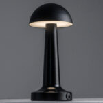 GloboStar® COCO 76509 Μοντέρνο Επιτραπέζιο Φωτιστικό Πορτατίφ LED 1.5W 105lm 120° DC 5V Επαναφορτιζόμενο με Μπαταρία Li-ion 1800mAh - Διακόπτη Αφής με 3 Εντάσεις Φωτισμού Θερμό Λευκό 2700K Dimmable - Φ10 x 22cm - Μαύρο - Image 2