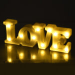 GloboStar® 76549 Λευκό Μοντέρνο Επιτραπέζιο Διακοσμητικό Φωτιστικό LED Σήμανσης LOVE 2W με Διακόπτη On/Off Μπαταρίας 2xAAA (Δεν Περιλαμβάνονται) Θερμό Λευκό 2700K - Image 9