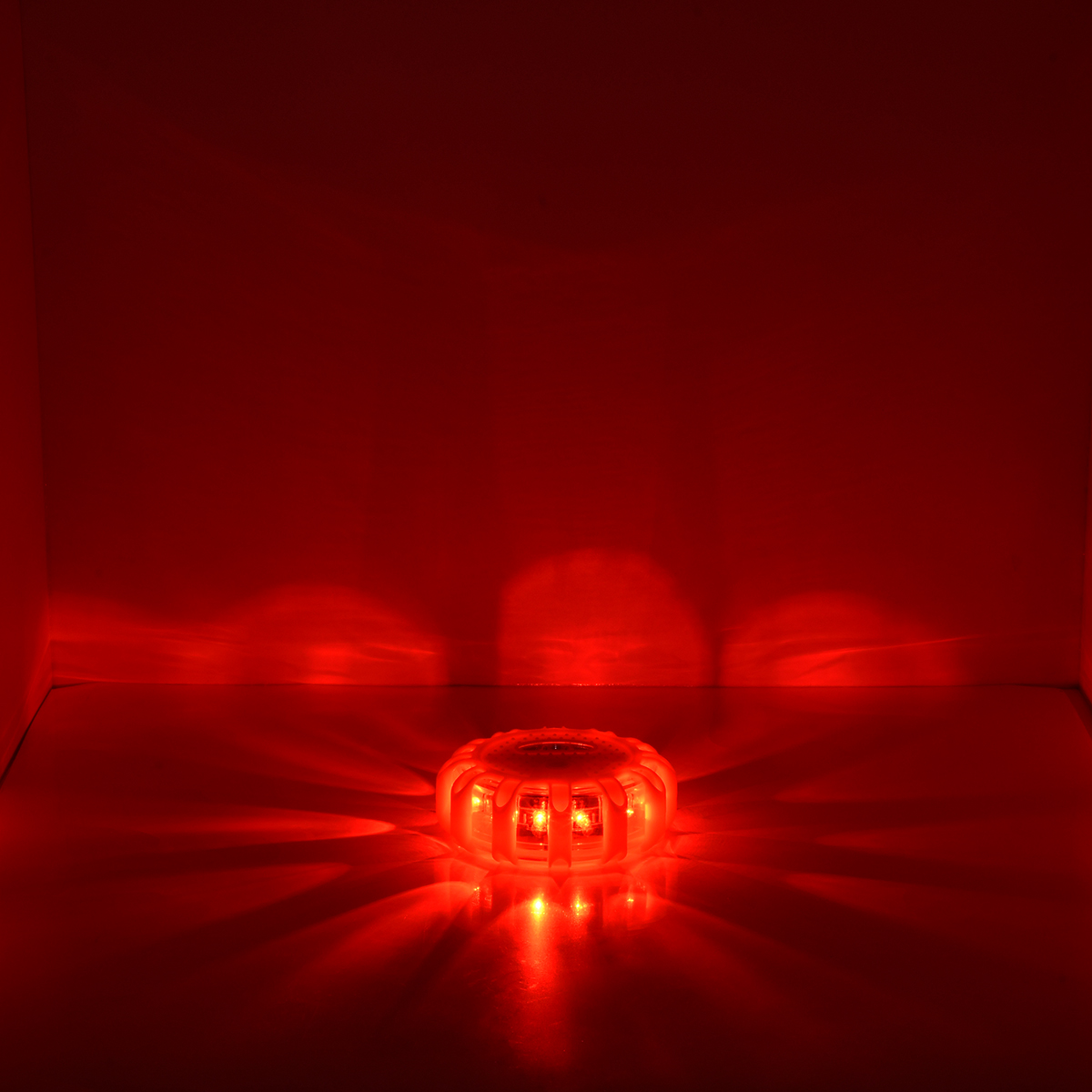 GloboStar® 79697 Φορητός Μαγνητικός Φάρος Οχημάτων - Ασφαλείας Έκτακτης Ανάγκης 2W 140lm με Φακό - Μπαταρίας 3xAAA (δεν Περιλαμβάνονται) Αδιάβροχος IP67 Κόκκινο - Ψυχρό Λευκό 6000K Φ10 x Υ3.5cm - Image 9