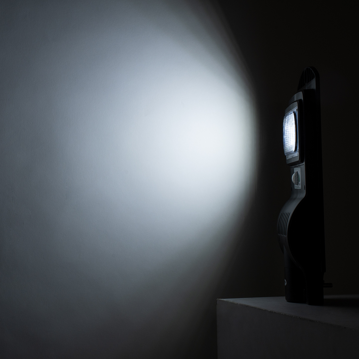 GloboStar® STREETA 85341 Professional LED Solar Street Light Αυτόνομο Ηλιακό Φωτιστικό Δρόμου 30W 300lm 48 x LED SMD 5730 με Ενσωματωμένο Φωτοβολταϊκό Panel 6V 6W & Επαναφορτιζόμενη Μπαταρία Li-ion 3.2V 5000mAh με Αισθητήρα Ημέρας-Νύχτας & PIR Αισθητήρα Κίνησης - Αδιάβροχο IP65 - Ψυχρό Λευκό 6000K - Μ20 x Π6 x Υ40cm - 2 Years Warranty - Image 8