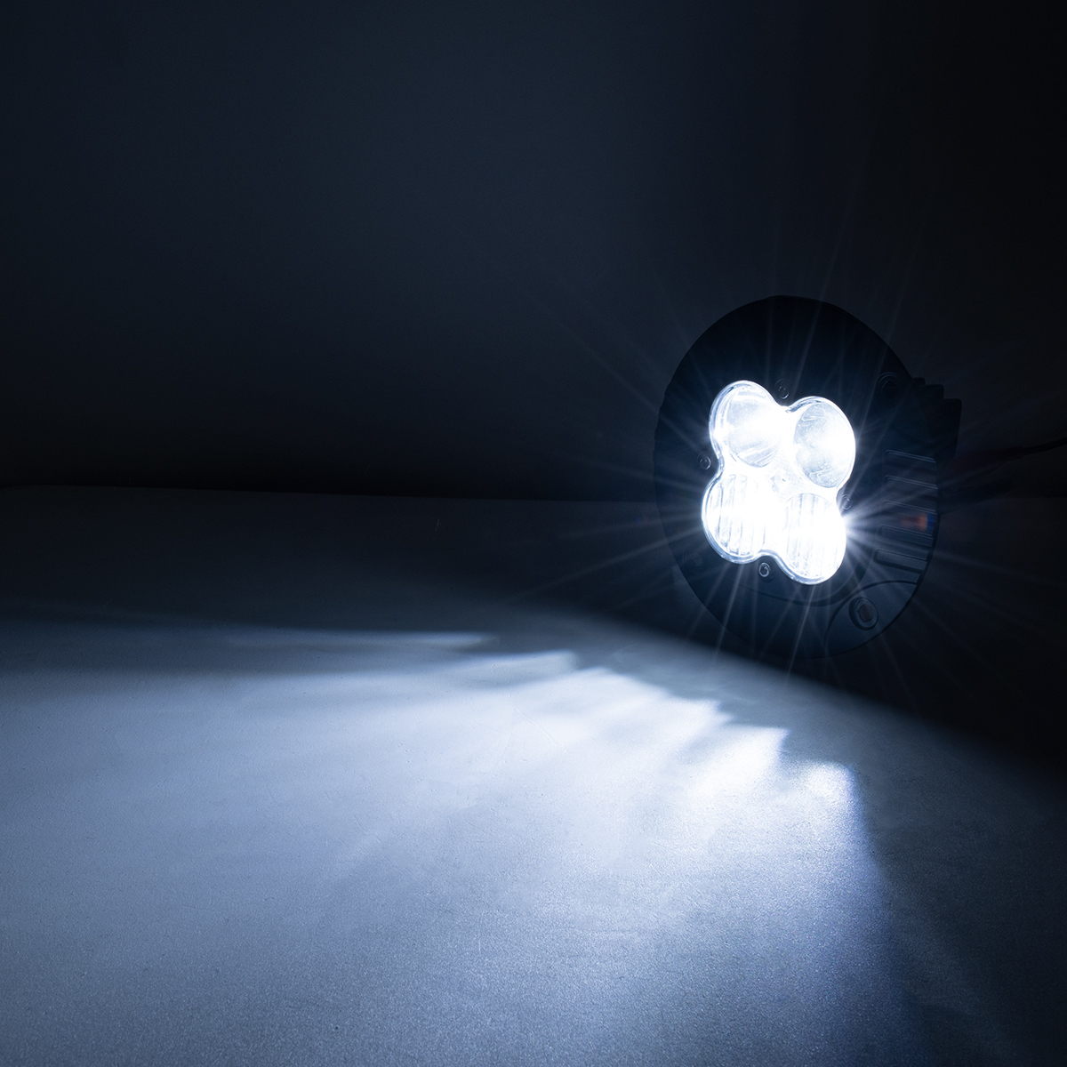 GloboStar® 85444 PRO Series Χωνευτός Προβολέας Εργασίας - Φώτα Ημέρας - Working Light - DRL για Αυτοκίνητα & Φορτηγά LED CREE XBD 20W 2000lm DC 10-30V Αδιάβροχο IP65 Ψυχρό Λευκό 6000K & RGB - Image 6