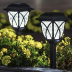 GloboStar® 85703 ΣΕΤ 6 Τεμαχίων Αυτόνομα Ηλιακά Φωτιστικά LED SMD 1W 100lm με Ενσωματωμένη Μπαταρία 600mAh - Φωτοβολταϊκό Πάνελ με Αισθητήρα Ημέρας-Νύχτας Αδιάβροχο IP65 Φανάρι Κήπου Τετράγωνο Λευκό Λευκό 6000K - Image 5