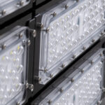 GloboStar® GOLIATH 90105 LED Προβολέας Γηπέδου - Φωτιστικό Tunnel 1000W 160000LM 75°*135° AC 100-277V Αδιάβροχο IP65 Μ62 x Π22 x Υ90cm Ψυχρό Λευκό 5000K - MeanWell Driver & LumiLEDs Chip - 5 Χρόνια Εγγύηση - Image 9